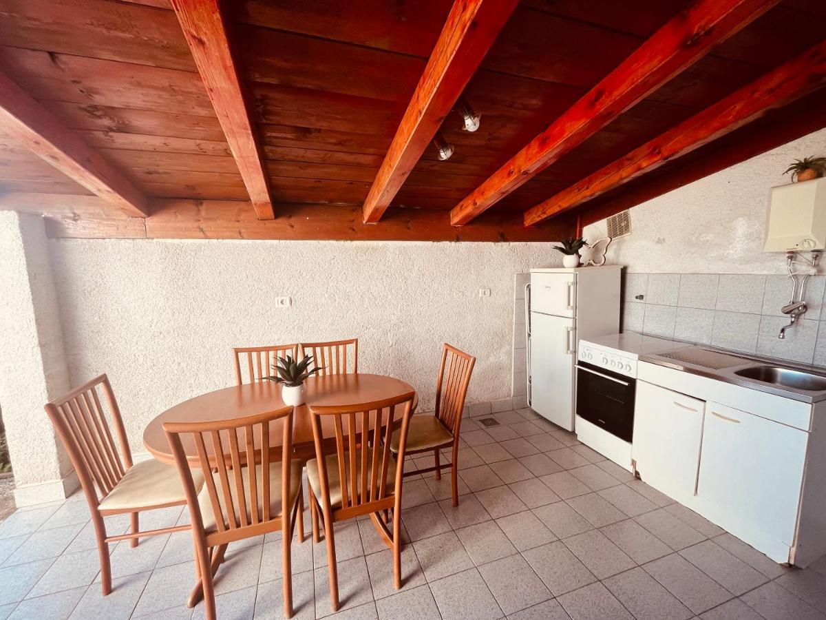 Lea Apartment Lucija Eksteriør bilde